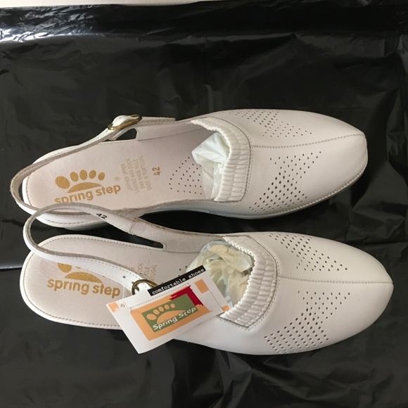 Spring step women’s white shoes size 11-11.5. - Picture 4 of 6